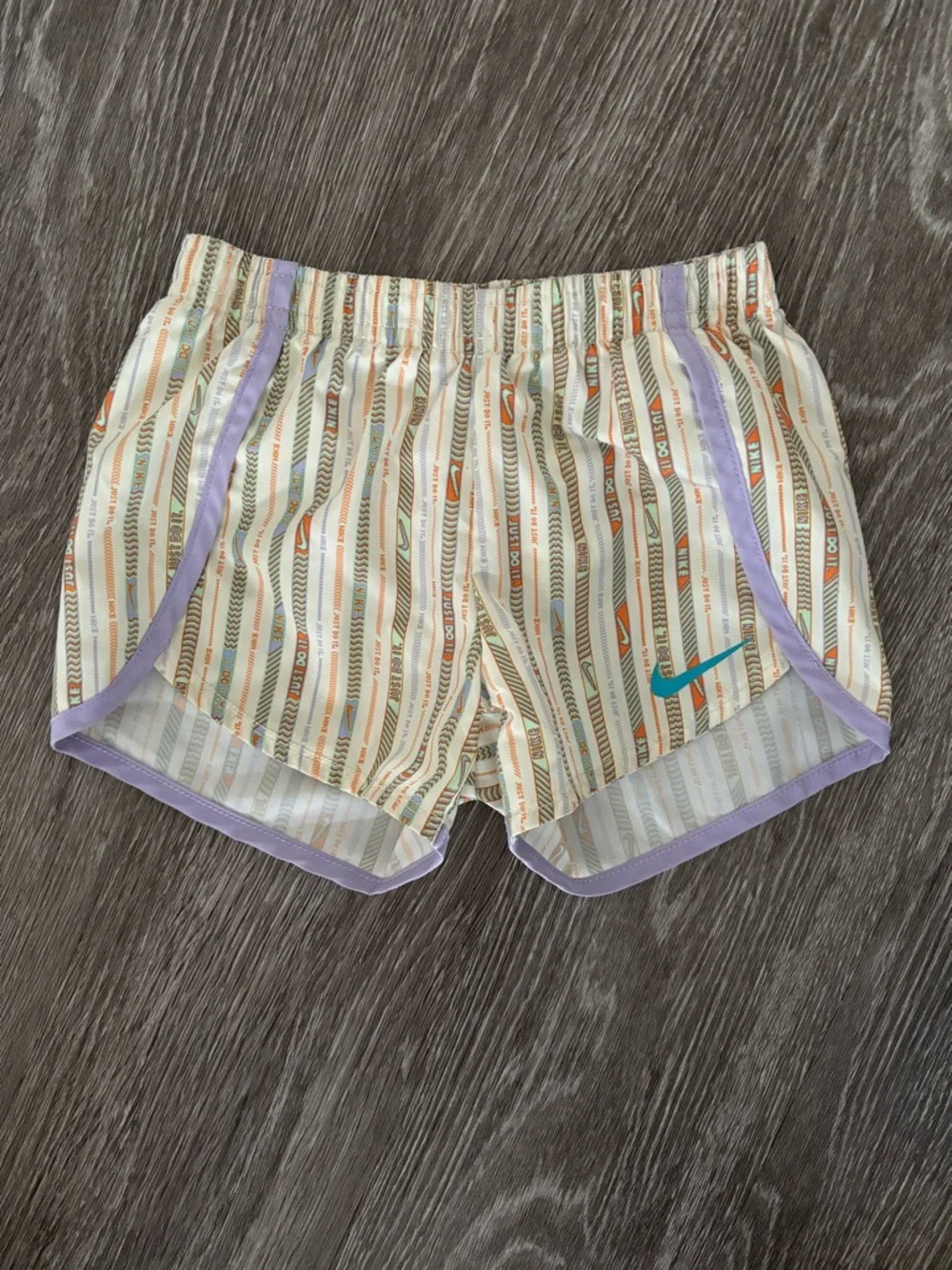 Girls Nike DRI-FIT Lavender and Teal Girls' Set Size 4 (XS) - Picture 2 of 7
